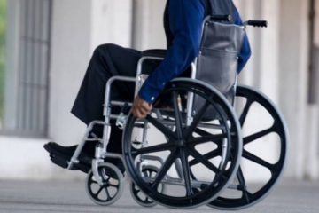 Τα φορολογικά θέματα των ατόμων με αναπηρία στον υπουργό Οικονομικών