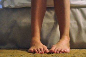 Σκλήρυνση κατά πλάκας: Τα συμπτώματα στα πόδια και οι 4 κύριες μορφές